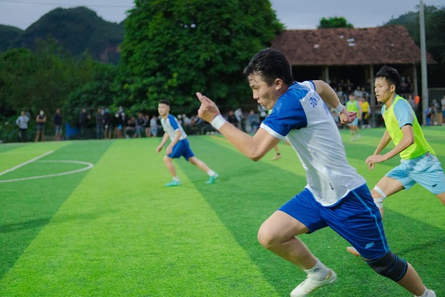 强首回合的